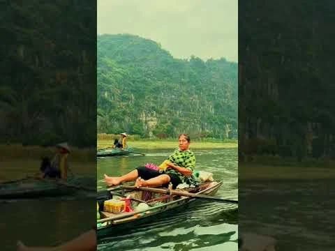 Tam Coc, Ninh Binh: Vietnam Travel