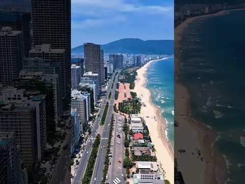 Da Nang, Vietnam: Beach, City and Mountains