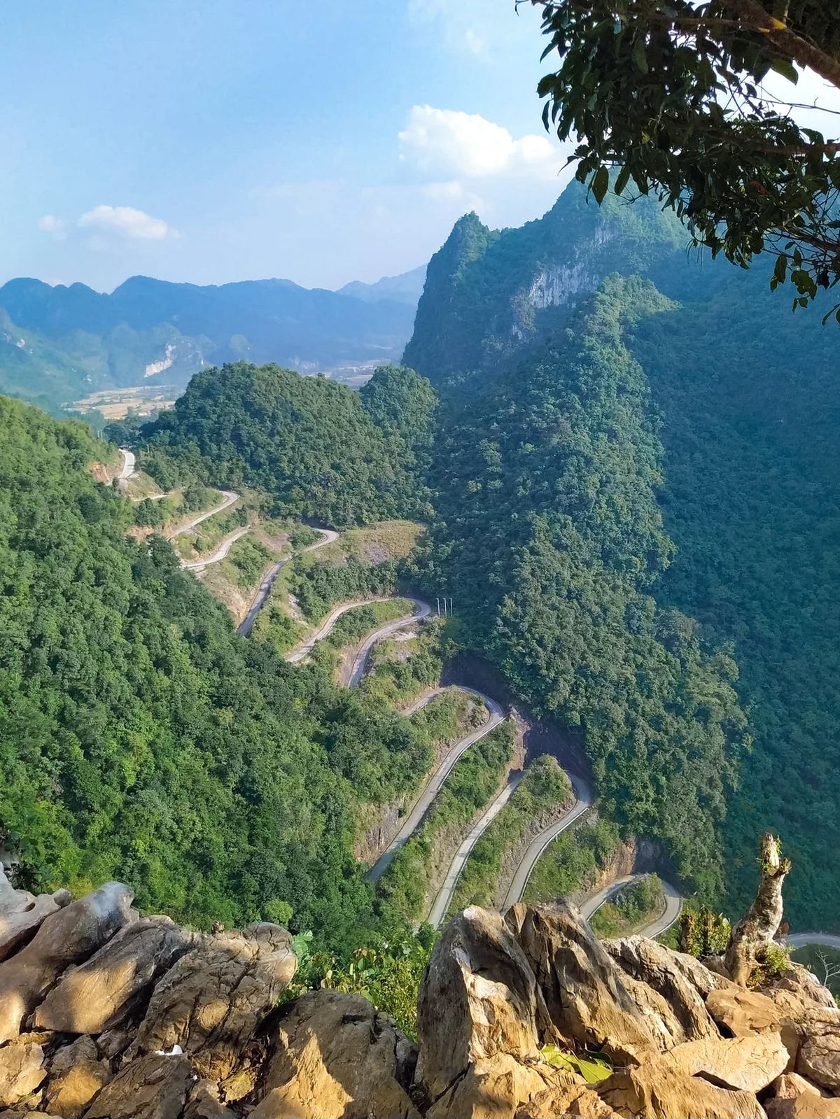 Northern Vietnam by motorbike — Ban Gioc up close