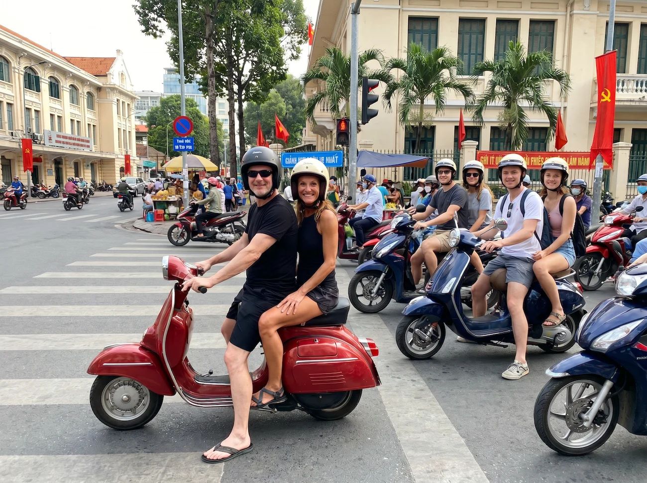 Half-Day Saigon Tour by Vintage Vespa – fotografie 1