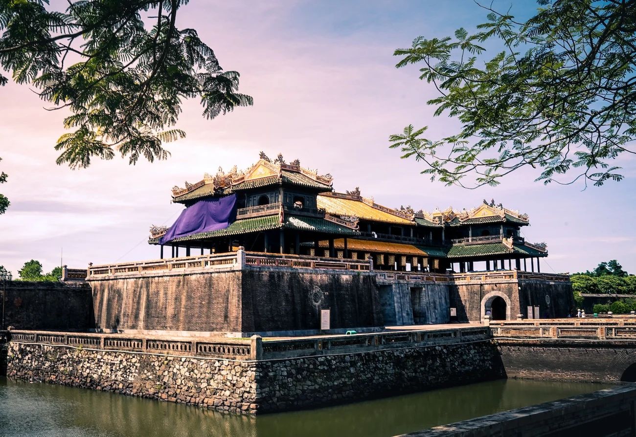 Hue Imperial City Day Tour: Perfume River, Citadel and Royal Tombs – fotografie 1